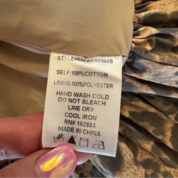 ๐ Sky To Moon Leopard Print Bubble Hem Mini Skirt, Size M - Picture 6 of 11